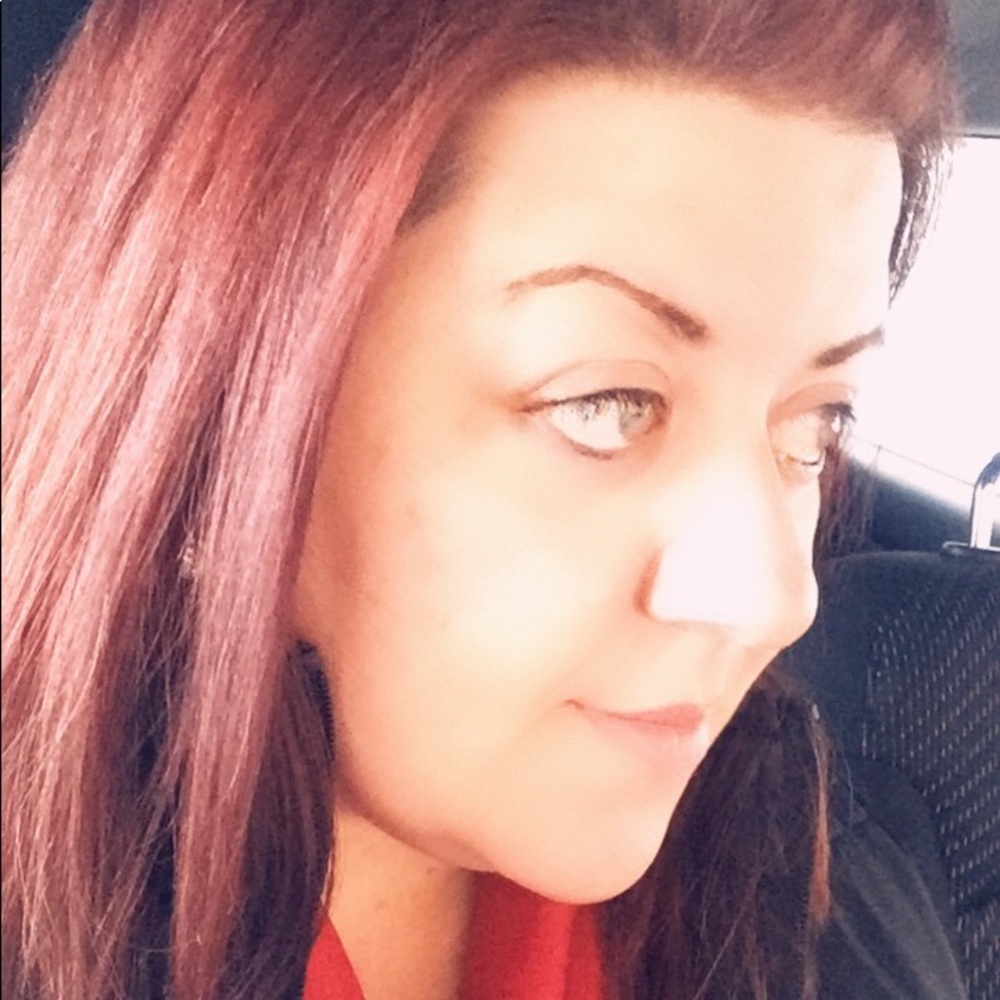 Meet your Posher, Cara